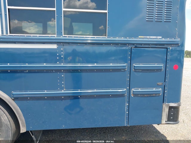 Ic Corporation 3000 Re 2015 4DRBXAAN2FB716170 Image 12