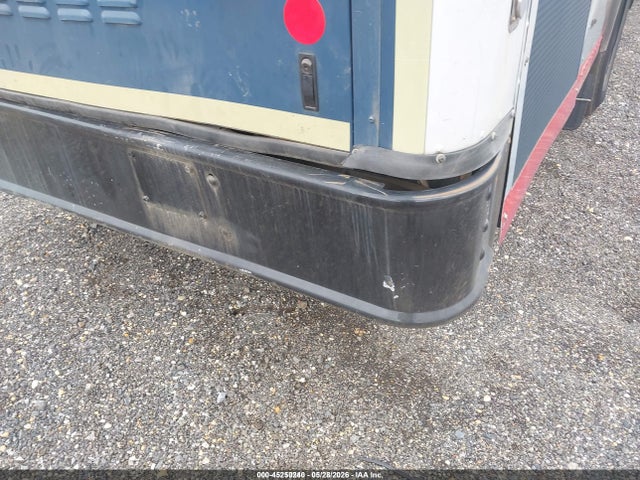 Ic Corporation 3000 Re 2015 4DRBXAAN2FB716170 Image 14