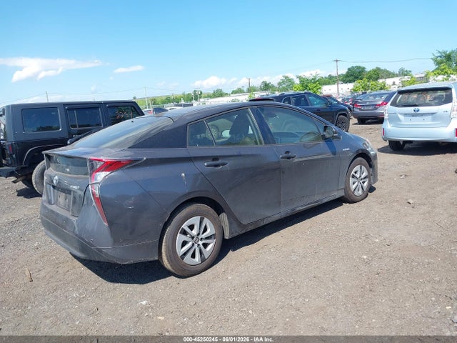 Продажа на аукционе авто 2018 Toyota Prius Two, vin: JTDKBRFU2J3600973, номер лота: 45250245