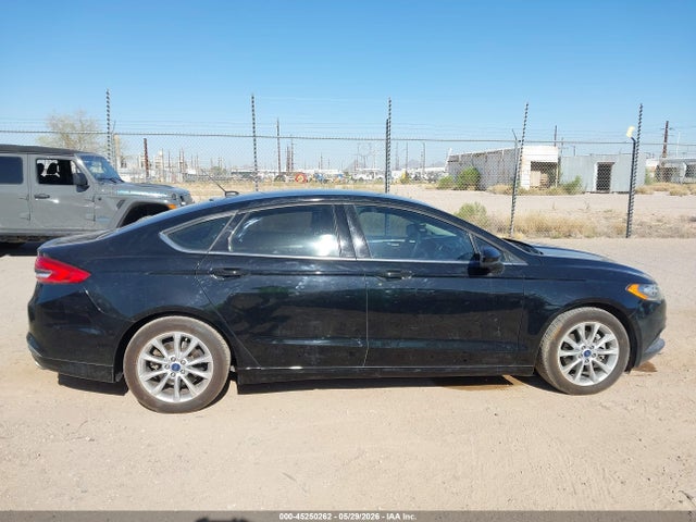 3FA6P0HD7HR190278 Ford FUSION SE