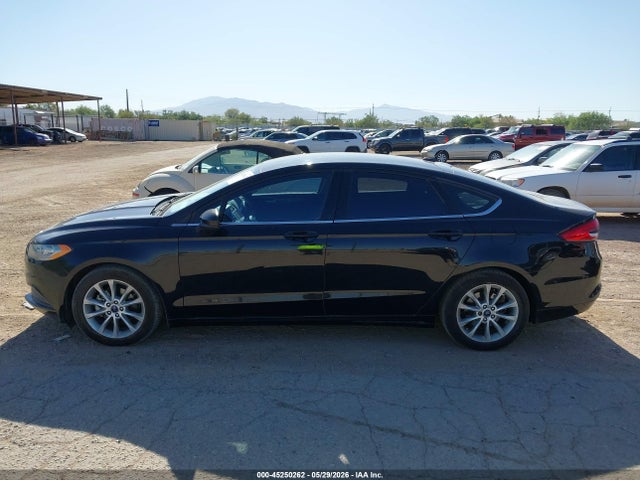 3FA6P0HD7HR190278 Ford FUSION SE