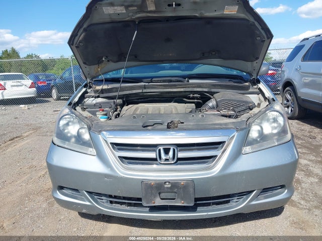 45250264 :رقم المزاد ، 5FNRL387X5B120298 vin ، 2005 Honda Odyssey Ex-l مزاد بيع