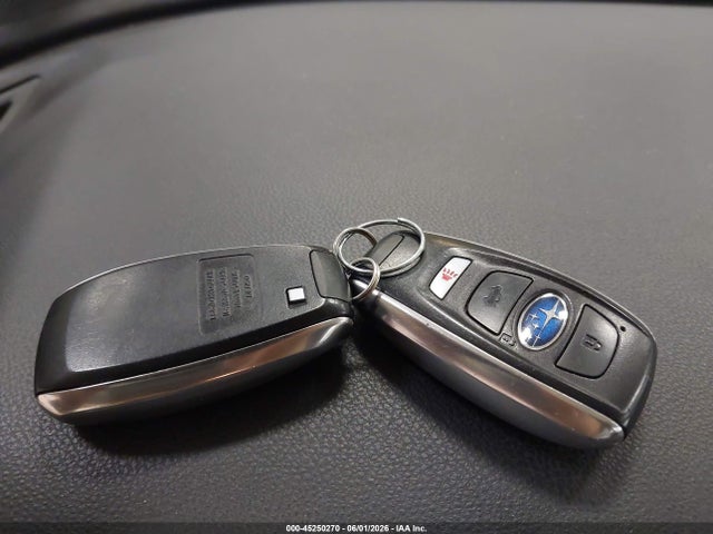 2020 Subaru Outback Premium მანქანა იყიდება აუქციონზე, vin: 4S4BTACC4L3227542, აუქციონის ნომერი: 45250270