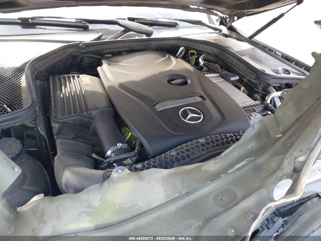 55SWF4JB5JU251145 Mercedes-Benz C 300