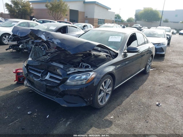 55SWF4JB5JU251145 Mercedes-Benz C 300