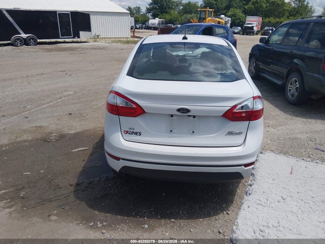 3FADP4BJ2KM161837 Ford FIESTA SE