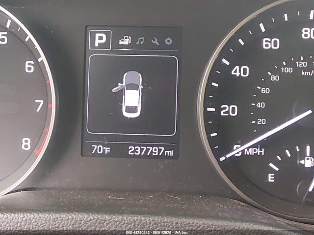 45250282 :رقم المزاد ، 5NPD84LF3JH268529 vin ، 2018 Hyundai Elantra Sel مزاد بيع