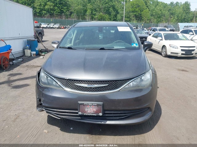 2018 Chrysler Pacifica Lx მანქანა იყიდება აუქციონზე, vin: 2C4RC1CG4JR148625, აუქციონის ნომერი: 45250306