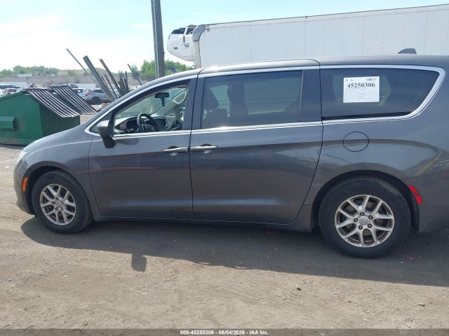 2018 Chrysler Pacifica Lx მანქანა იყიდება აუქციონზე, vin: 2C4RC1CG4JR148625, აუქციონის ნომერი: 45250306