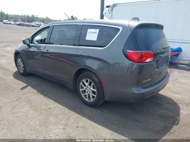 2018 Chrysler Pacifica Lx მანქანა იყიდება აუქციონზე, vin: 2C4RC1CG4JR148625, აუქციონის ნომერი: 45250306