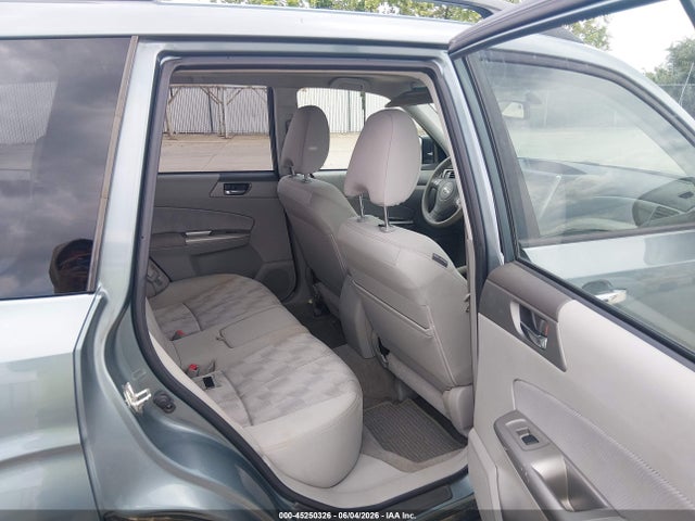 Продаж на аукціоні авто 2010 Subaru Forester 2.5x Premium, vin: JF2SH6CC5AH799501, номер лоту: 45250326