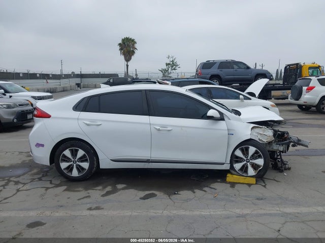 45250352 :رقم المزاد ، KMHC65LD2KU147130 vin ، 2019 Hyundai Ioniq Plug-in Hybrid مزاد بيع