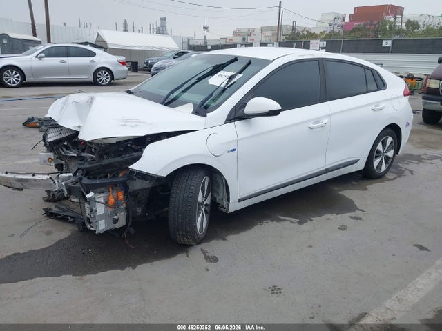 45250352 :رقم المزاد ، KMHC65LD2KU147130 vin ، 2019 Hyundai Ioniq Plug-in Hybrid مزاد بيع