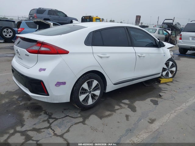 45250352 :رقم المزاد ، KMHC65LD2KU147130 vin ، 2019 Hyundai Ioniq Plug-in Hybrid مزاد بيع