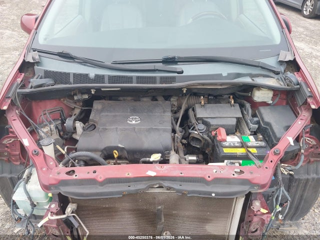 Auction sale of the 2011 Toyota Sienna Limited V6, vin: 5TDYK3DC3BS031004, lot number: 45250376