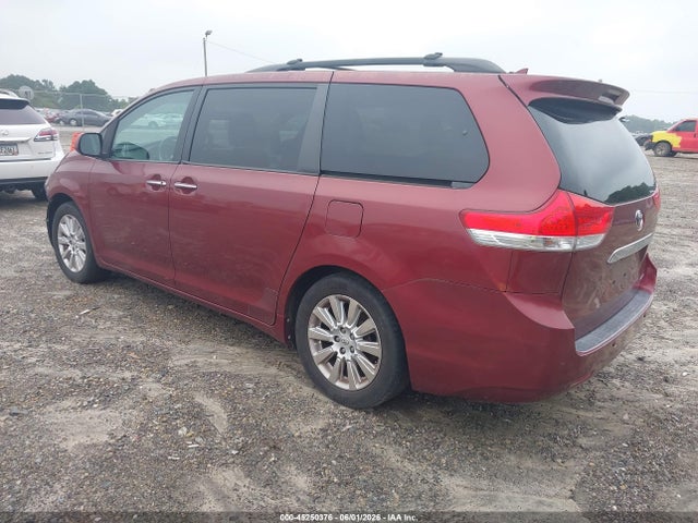 Auction sale of the 2011 Toyota Sienna Limited V6, vin: 5TDYK3DC3BS031004, lot number: 45250376
