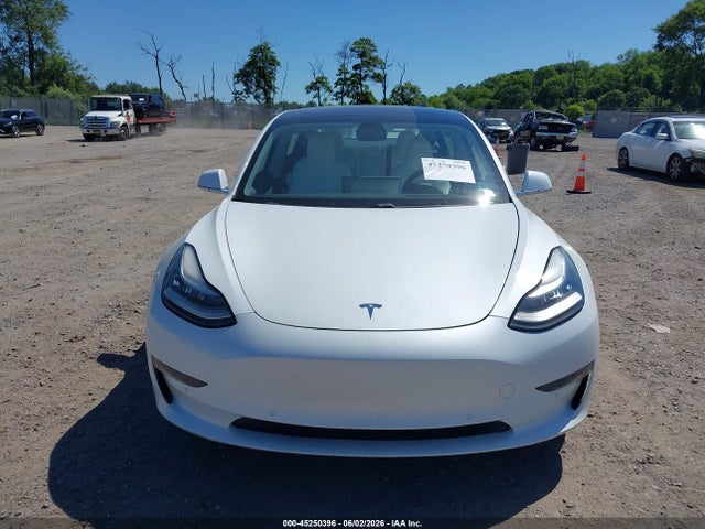 2020 Tesla Model 3 Long Range Dual Motor All-wheel Drive მანქანა იყიდება აუქციონზე, vin: 5YJ3E1EBXLF513633, აუქციონის ნომერი: 45250396