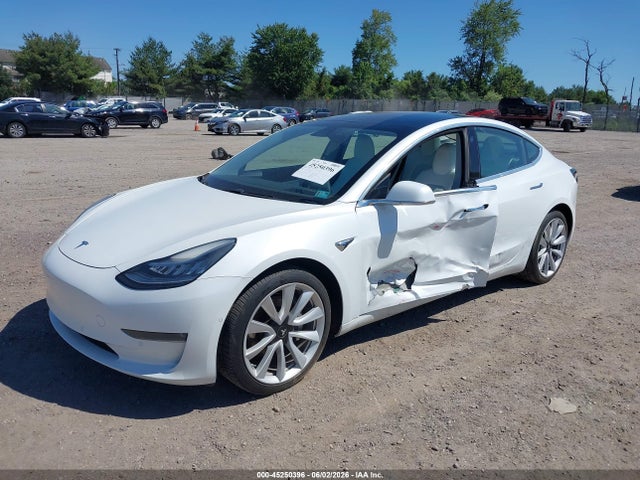 2020 Tesla Model 3 Long Range Dual Motor All-wheel Drive მანქანა იყიდება აუქციონზე, vin: 5YJ3E1EBXLF513633, აუქციონის ნომერი: 45250396