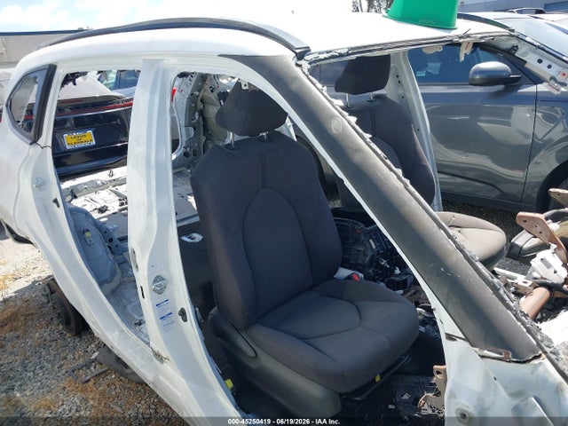 Toyota Highlander Le 2021 5TDBZRBH2MS057101 Image 14