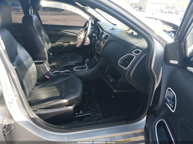 45250439 :رقم المزاد ، 1C3CCBCG5DN510091 vin ، 2013 Chrysler 200 Limited مزاد بيع