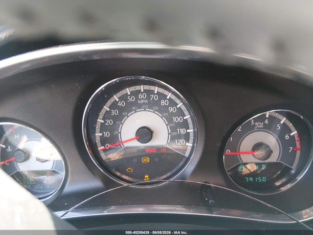45250439 :رقم المزاد ، 1C3CCBCG5DN510091 vin ، 2013 Chrysler 200 Limited مزاد بيع