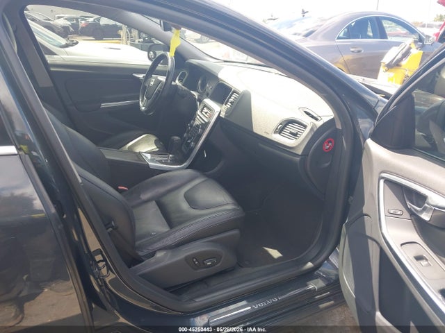 Продажа на аукционе авто 2012 Volvo S60 T5, vin: YV1622FS7C2034660, номер лота: 45250443