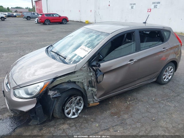 Hyundai ACCENT GS 2014 KMHCT5AE2EU189872 Image 16