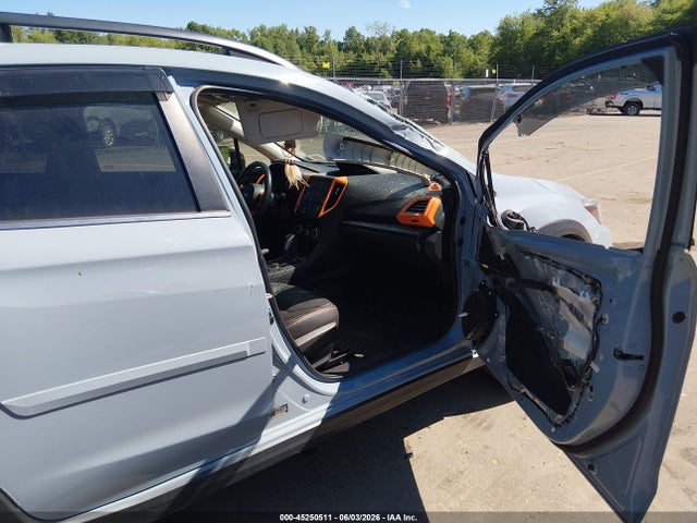 2020 Subaru Crosstrek Limited მანქანა იყიდება აუქციონზე, vin: JF2GTAMC1L8275030, აუქციონის ნომერი: 45250511