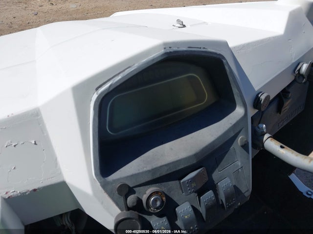 45250530 :رقم المزاد ، LCELDTZ77G6000068 vin ، 2016 Cfmoto Zforce مزاد بيع