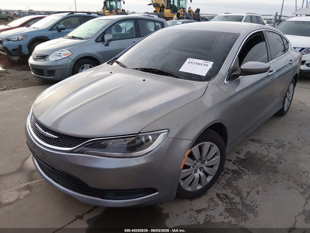 Продаж на аукціоні авто 2015 Chrysler 200 Lx, vin: 1C3CCCFB4FN703552, номер лоту: 45250539