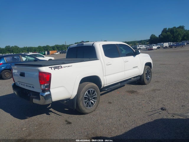 Продажа на аукционе авто 2016 Toyota Tacoma Sr5 V6, vin: 3TMAZ5CN9GM014470, номер лота: 45250542