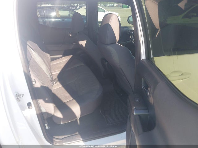 Продажа на аукционе авто 2016 Toyota Tacoma Sr5 V6, vin: 3TMAZ5CN9GM014470, номер лота: 45250542