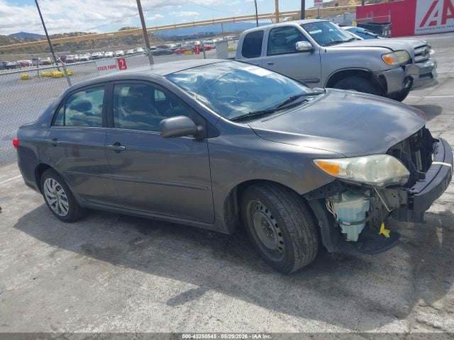 45250545 :رقم المزاد ، 5YFBU4EE4DP105323 vin ، 2013 Toyota Corolla Le مزاد بيع