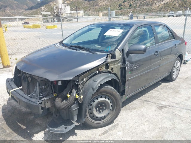 45250545 :رقم المزاد ، 5YFBU4EE4DP105323 vin ، 2013 Toyota Corolla Le مزاد بيع