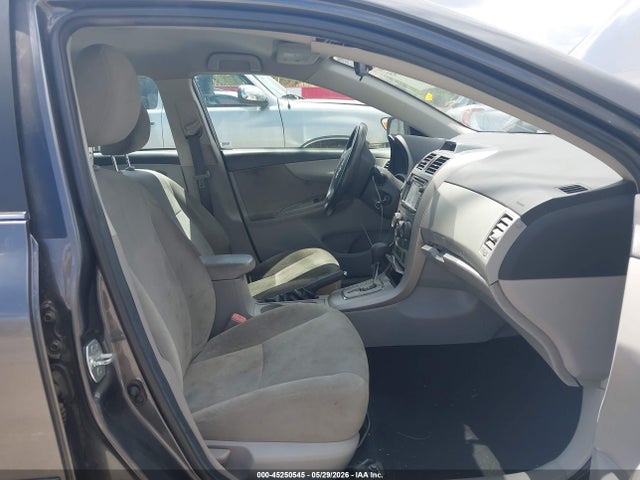 45250545 :رقم المزاد ، 5YFBU4EE4DP105323 vin ، 2013 Toyota Corolla Le مزاد بيع