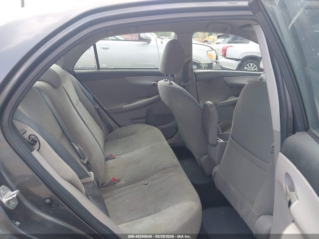 45250545 :رقم المزاد ، 5YFBU4EE4DP105323 vin ، 2013 Toyota Corolla Le مزاد بيع