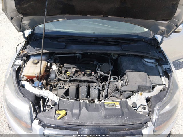 45250549 :رقم المزاد ، 1FADP3N28EL188626 vin ، 2014 Ford Focus Titanium مزاد بيع