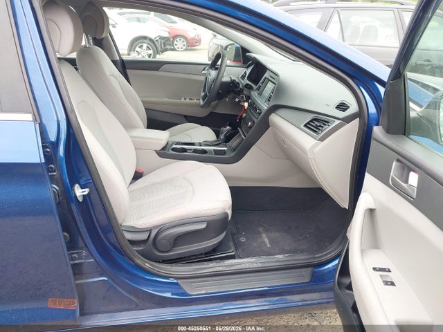 Продажа на аукционе авто 2016 Hyundai Sonata Se, vin: 5NPE24AF0GH269140, номер лота: 45250551