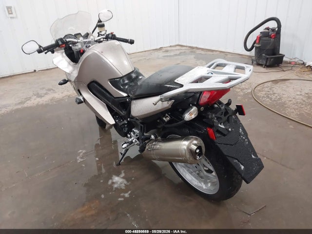 2010 Bmw F800 St მანქანა იყიდება აუქციონზე, vin: WB1024402AZR12361, აუქციონის ნომერი: 45250559