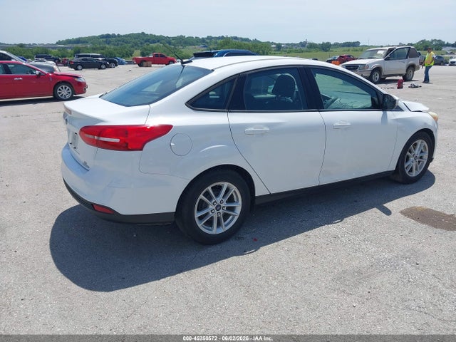 Aukcja sprzedaży 2015 Ford Focus Se, vin: 1FADP3F26FL270368, numer aukcji: 45250572
