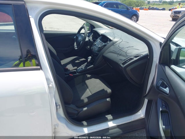 Aukcja sprzedaży 2015 Ford Focus Se, vin: 1FADP3F26FL270368, numer aukcji: 45250572