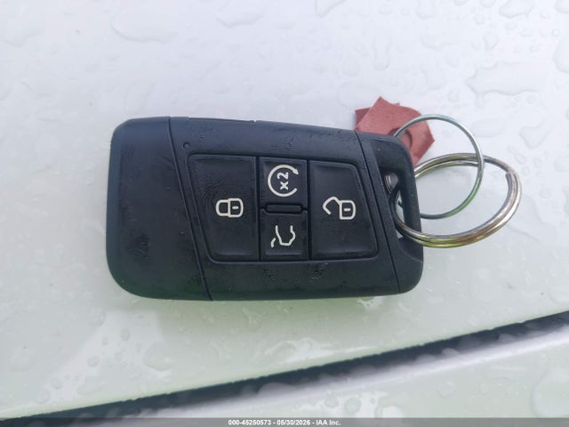 45250573 :رقم المزاد ، 3VV2B7AXXNM157306 vin ، 2022 Volkswagen Tiguan 2.0t Se مزاد بيع