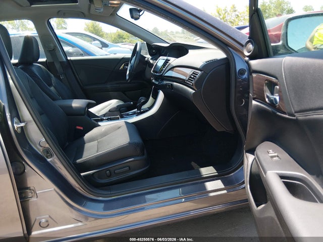 Aukcja sprzedaży 2017 Honda Accord Ex-l, vin: 1HGCR2F8XHA131505, numer aukcji: 45250576