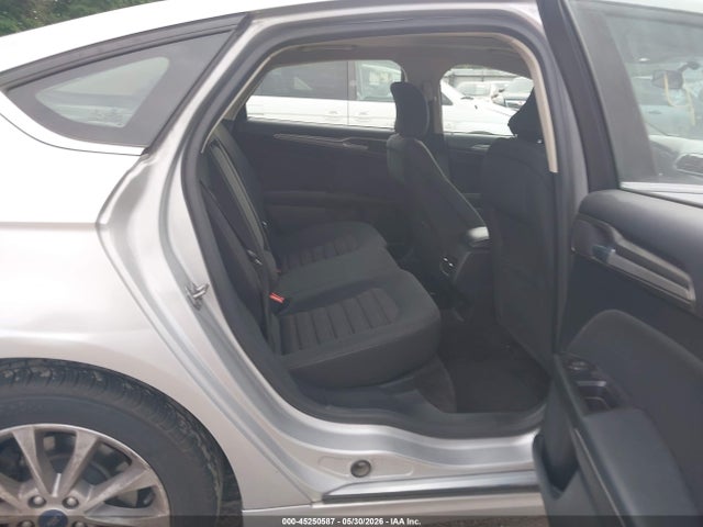 45250587 :رقم المزاد ، 3FA6P0HD3HR364556 vin ، 2017 Ford Fusion Se مزاد بيع