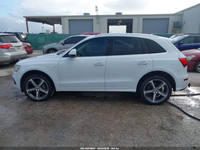 2015 Audi Q5 3.0t Premium Plus მანქანა იყიდება აუქციონზე, vin: WA1DGAFP3FA059998, აუქციონის ნომერი: 45250604