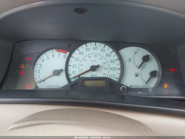 45250616 :رقم المزاد ، 2T1BR32E83C061955 vin ، 2003 Toyota Corolla Le مزاد بيع