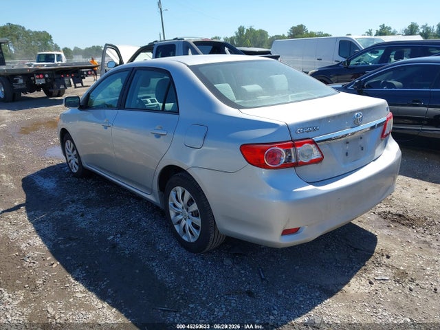 Продажа на аукционе авто 2012 Toyota Corolla Le, vin: 2T1BU4EE4CC811965, номер лота: 45250633