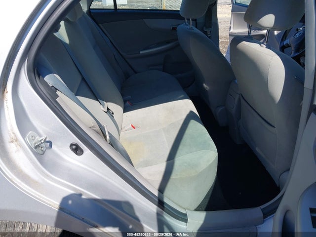 Продажа на аукционе авто 2012 Toyota Corolla Le, vin: 2T1BU4EE4CC811965, номер лота: 45250633