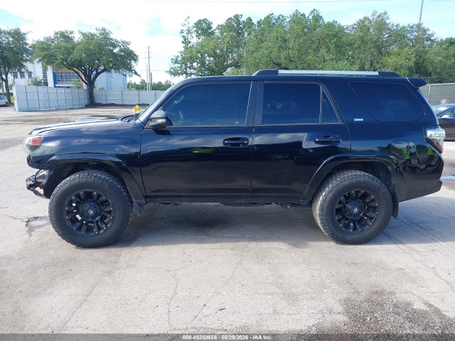45250656 :رقم المزاد ، JTEZU5JR9L5222156 vin ، 2020 Toyota 4runner Sr5 مزاد بيع