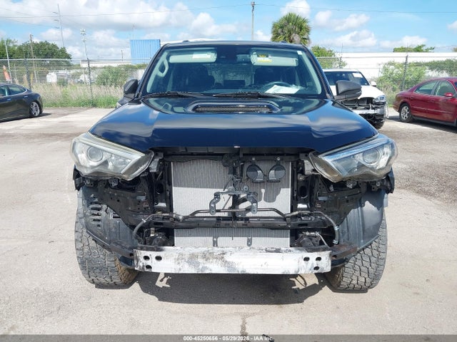 45250656 :رقم المزاد ، JTEZU5JR9L5222156 vin ، 2020 Toyota 4runner Sr5 مزاد بيع